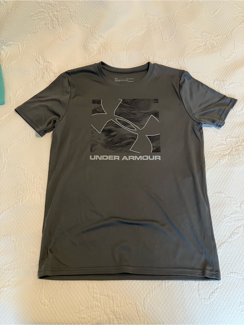 Under Armour Youth Large Short Sleeve Performance Tee — Charcoal/Gray